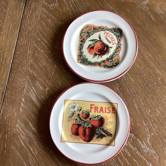 Williams Sonoma Set of Six Appetizer Plates - Picture 3 of 6